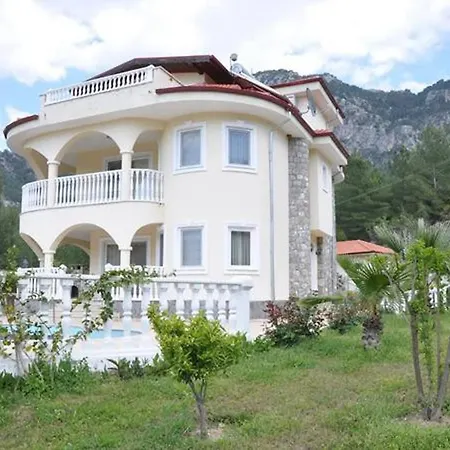 Shark With Amazing Lake View And Pool Villa Akkaya